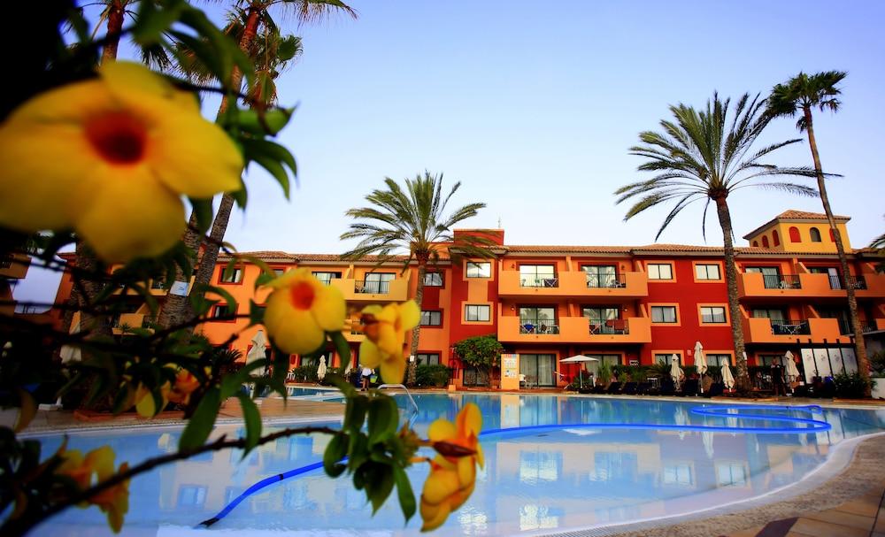 HOTEL LABRANDA ALOE CLUB CORRALEJO 3* (Spain) - from £ 84 | HOTELMIX